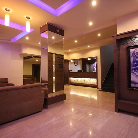 Hotel Laxmibai Palace Shirdi Dış mekan fotoğraf